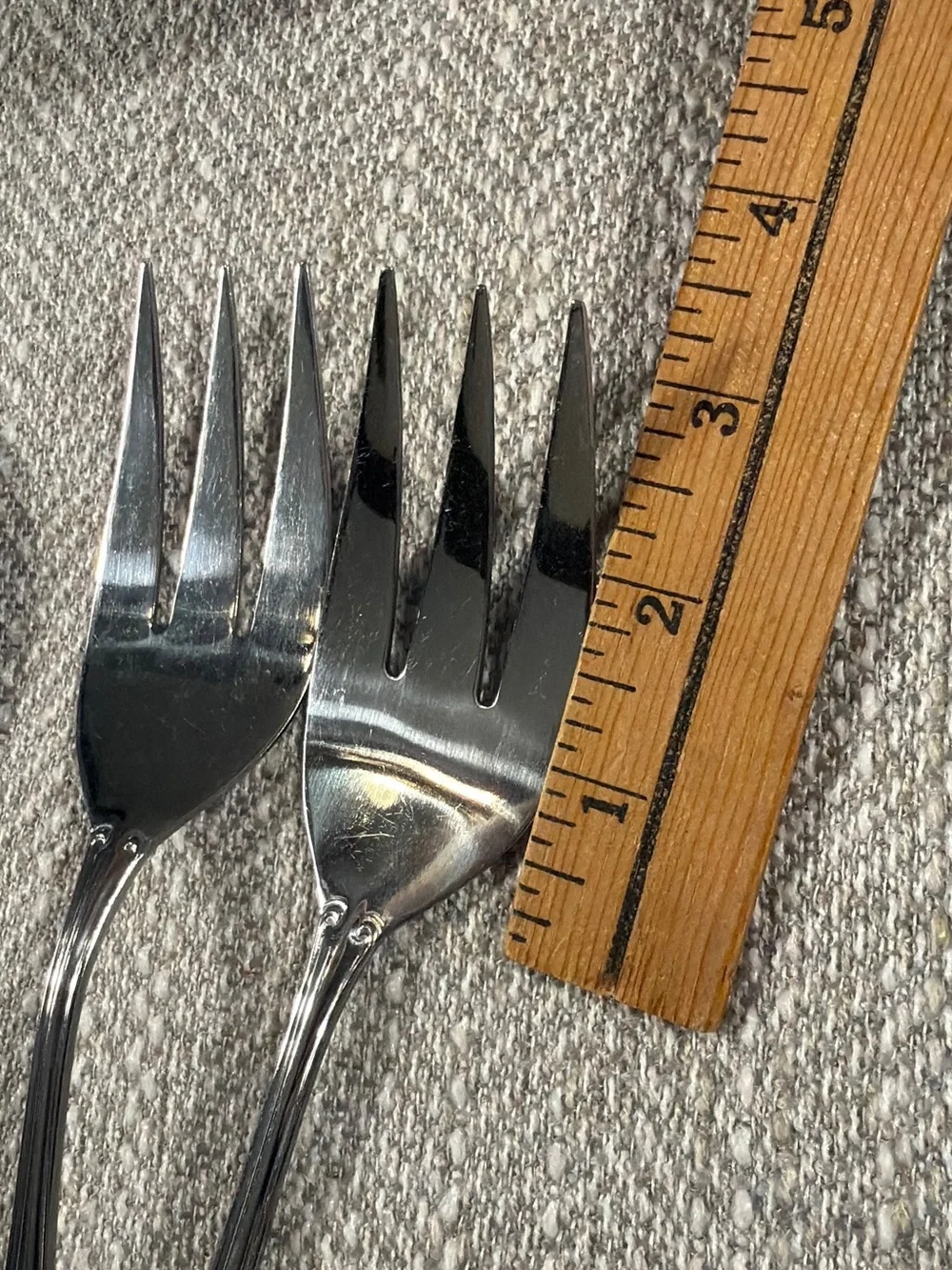 Farberware FRW79 Serving Forks And Spoon Comes With 2 Forks One Spoon
